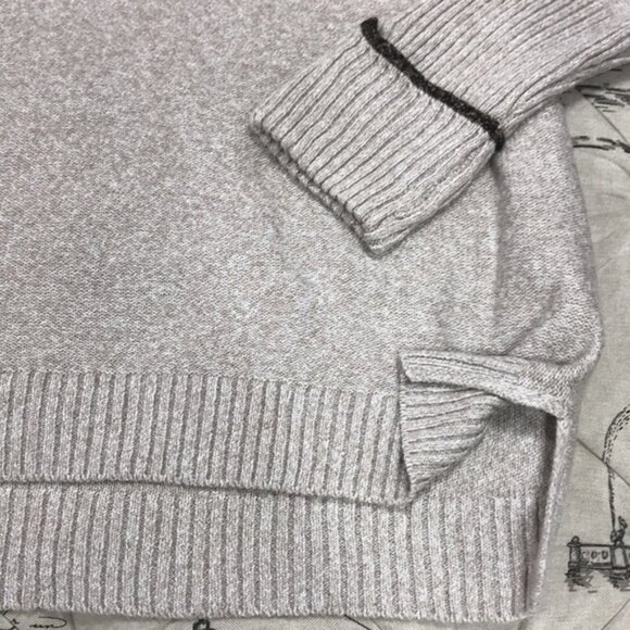 Democracy V-neck Sweater - Picture 7 of 7